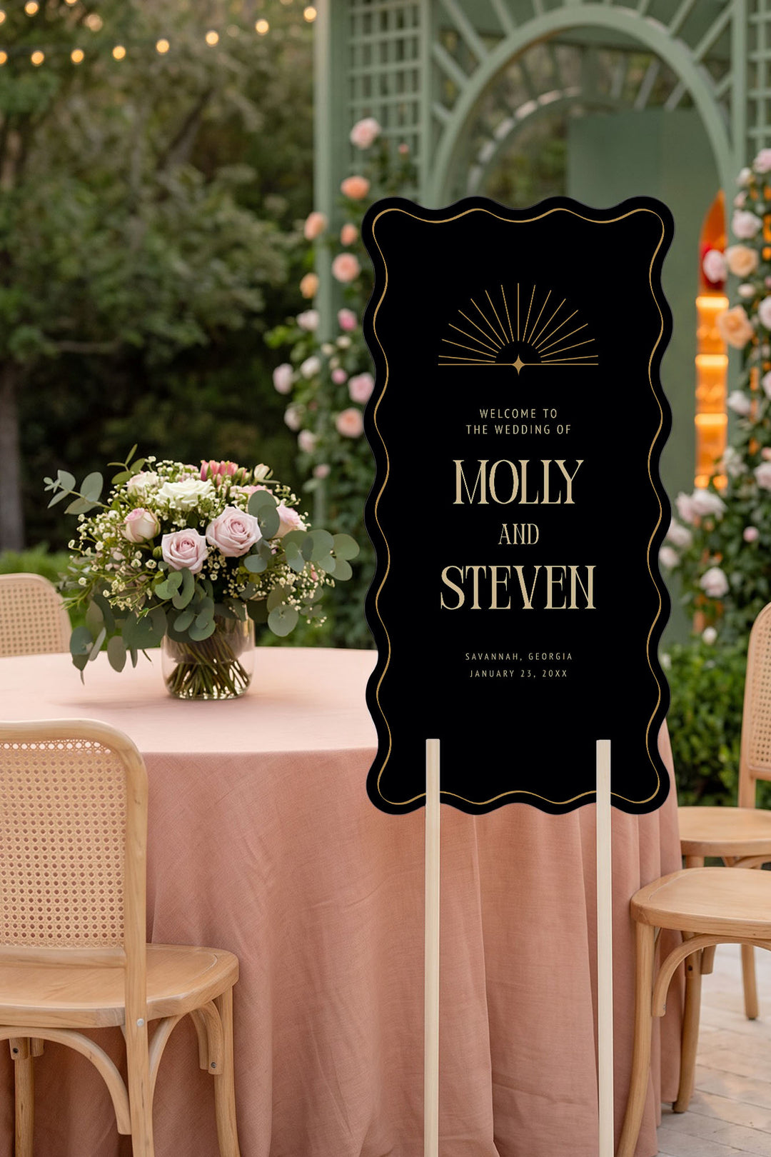 The Gilded wavy wedding welcome sign in Black #Color_Black