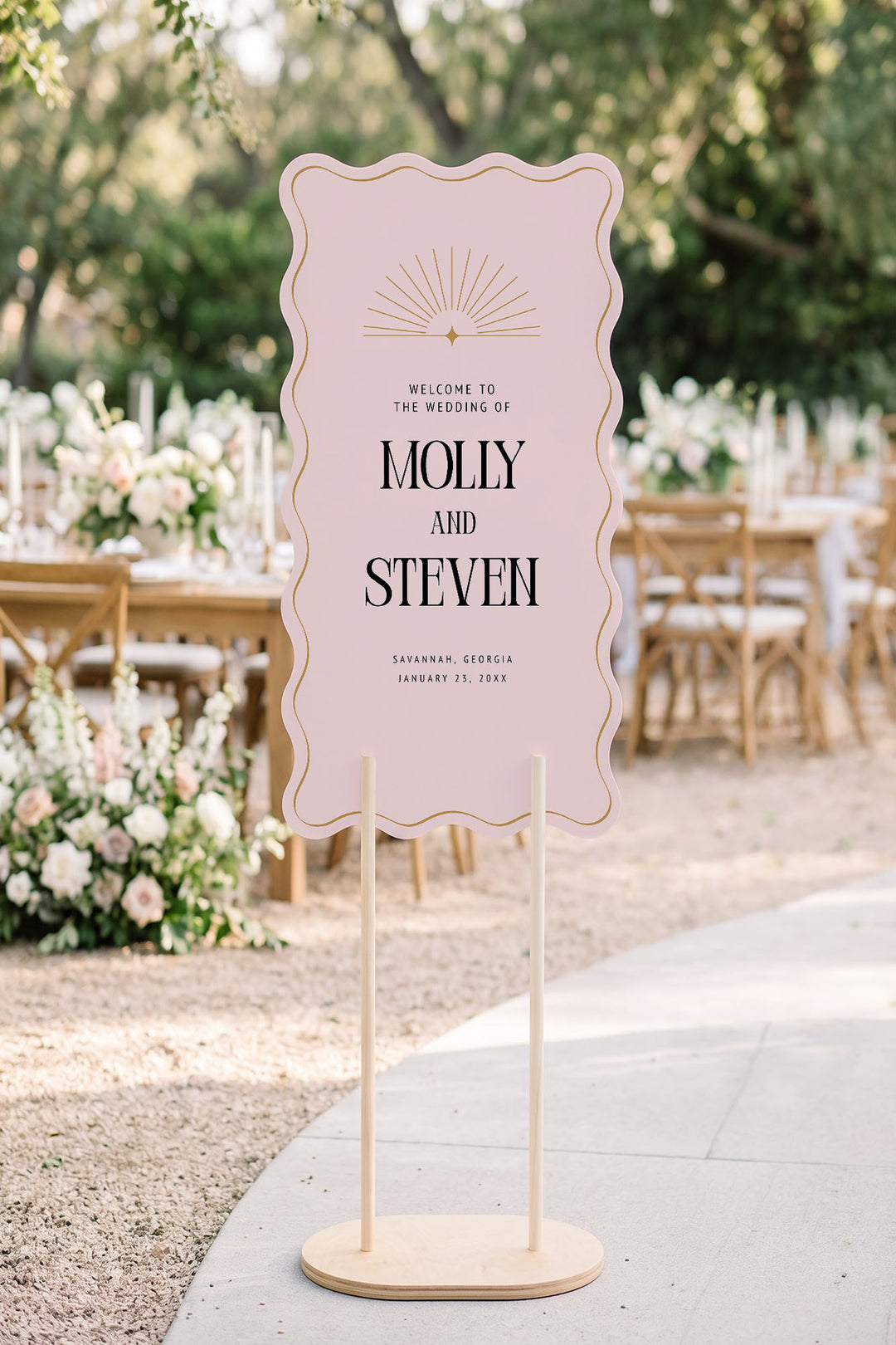 The Gilded wavy wedding welcome sign in Rosewater #Color_Rosewater