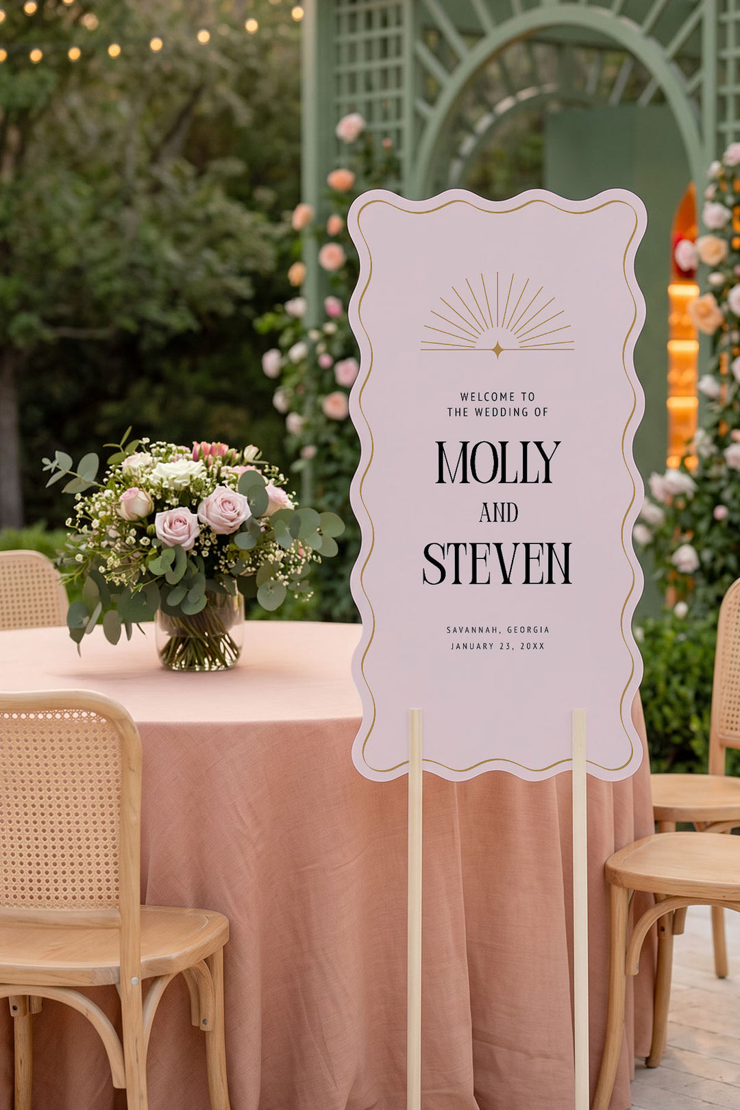 The Gilded wavy wedding welcome sign in Rosewater #Color_Rosewater