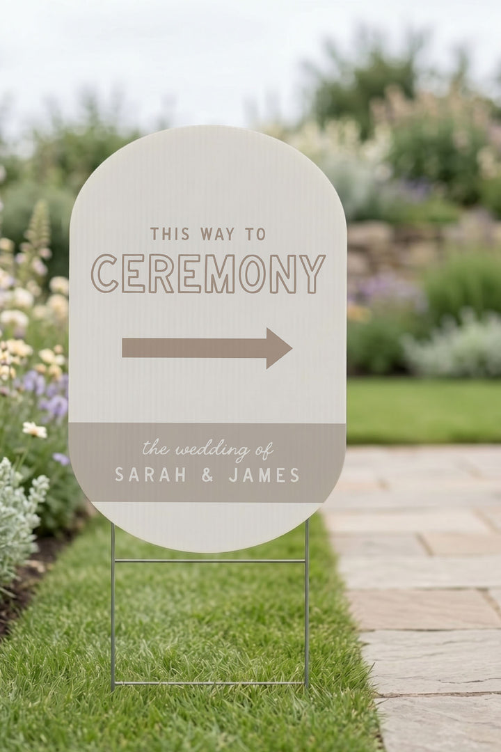 The Cabana Directional this way to wedding yard sign in Teak #Color_Teak