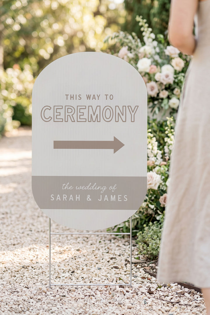 The Cabana Directional this way to wedding yard sign in Teak #Color_Teak