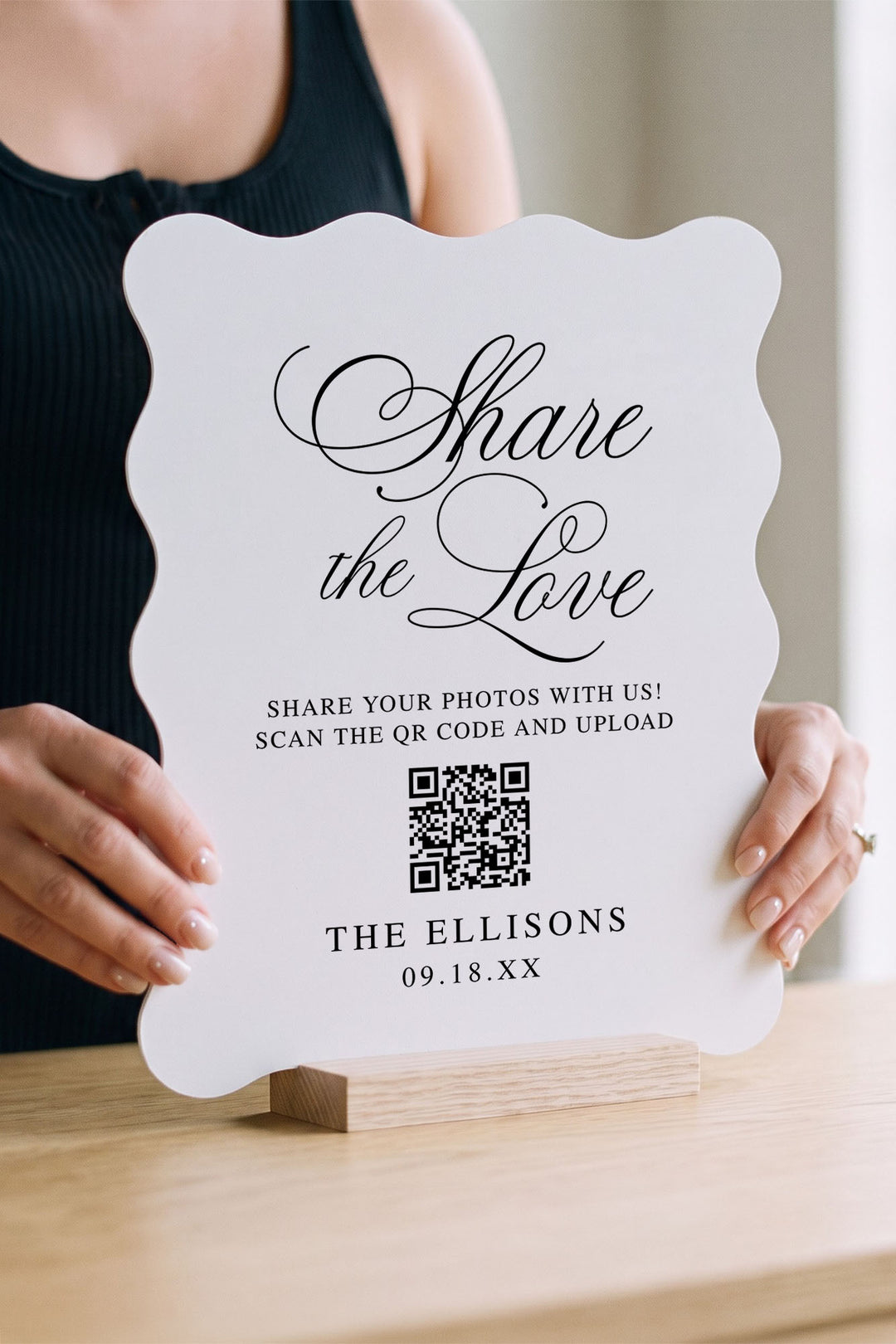 Ink on Cream #shape_Wavy